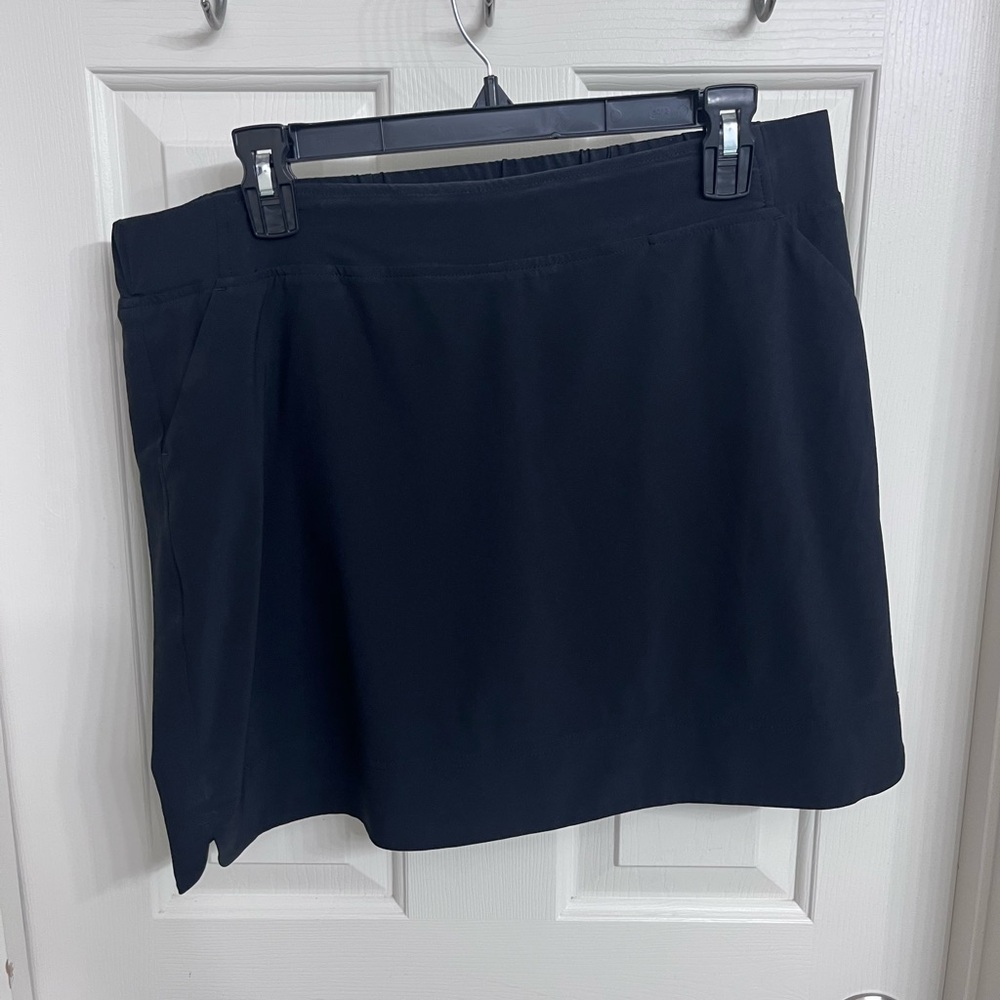 NIC+ZOE Black Skort